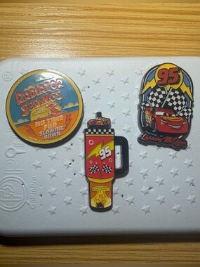 Loungefly Cars Lightning McQueen Pin Set